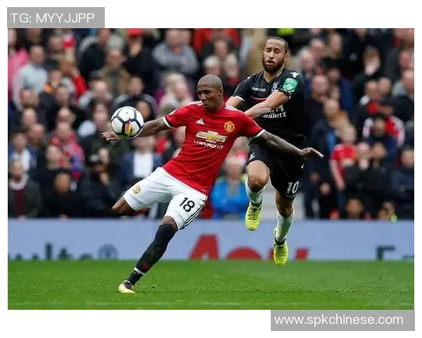 菲尔特与桑德豪深的激烈对决分析及赛季前景展望 菲尔特与桑德豪深的激烈对决分析及赛季前景展望