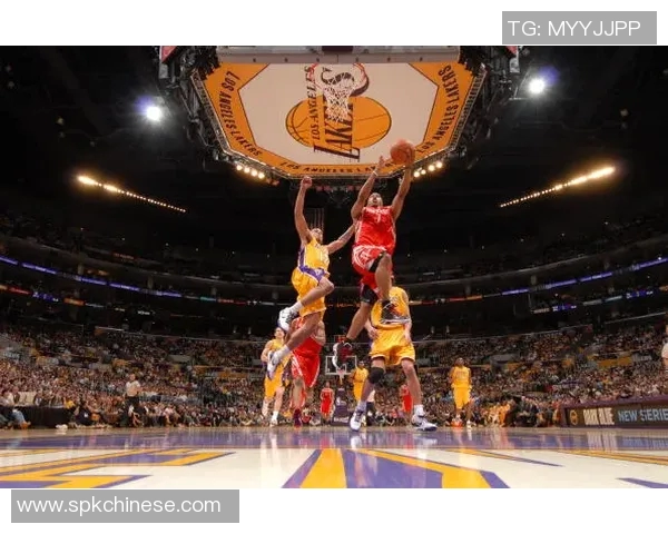 2007年火箭与掘金的激烈对决回顾与精彩瞬间分析