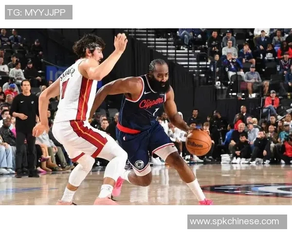 2018年NBA季后赛雷霆与快船精彩对决直播回顾与分析