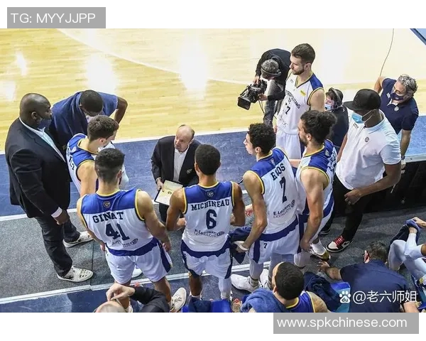 巴萨与央视网的精彩对决引发球迷热议与媒体关注 巴萨与央视网的精彩对决引发球迷热议与媒体关注