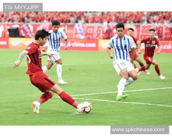 上港与富力精彩对决回放全场进球瞬间与战术分析尽在其中 上港与富力精彩对决回放全场进球瞬间与战术分析尽在其中