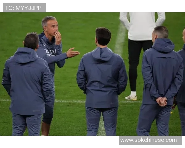 巴黎圣日耳曼女足迎战蒙特利尔队力争在主场取得胜利